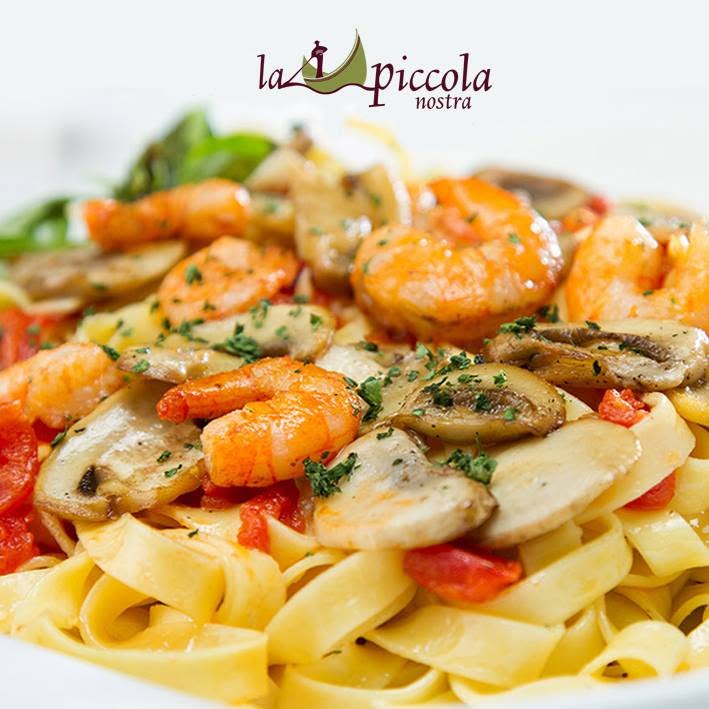 Fettuccine con camarones